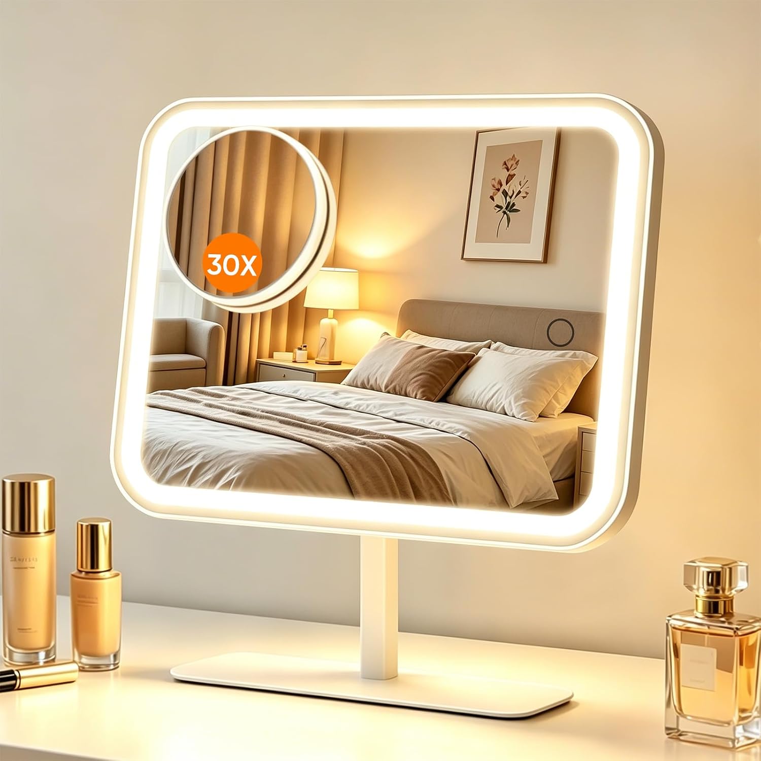 Versatility, range of motion, and the mirror’s dual-function concept with the detachable magnifier.