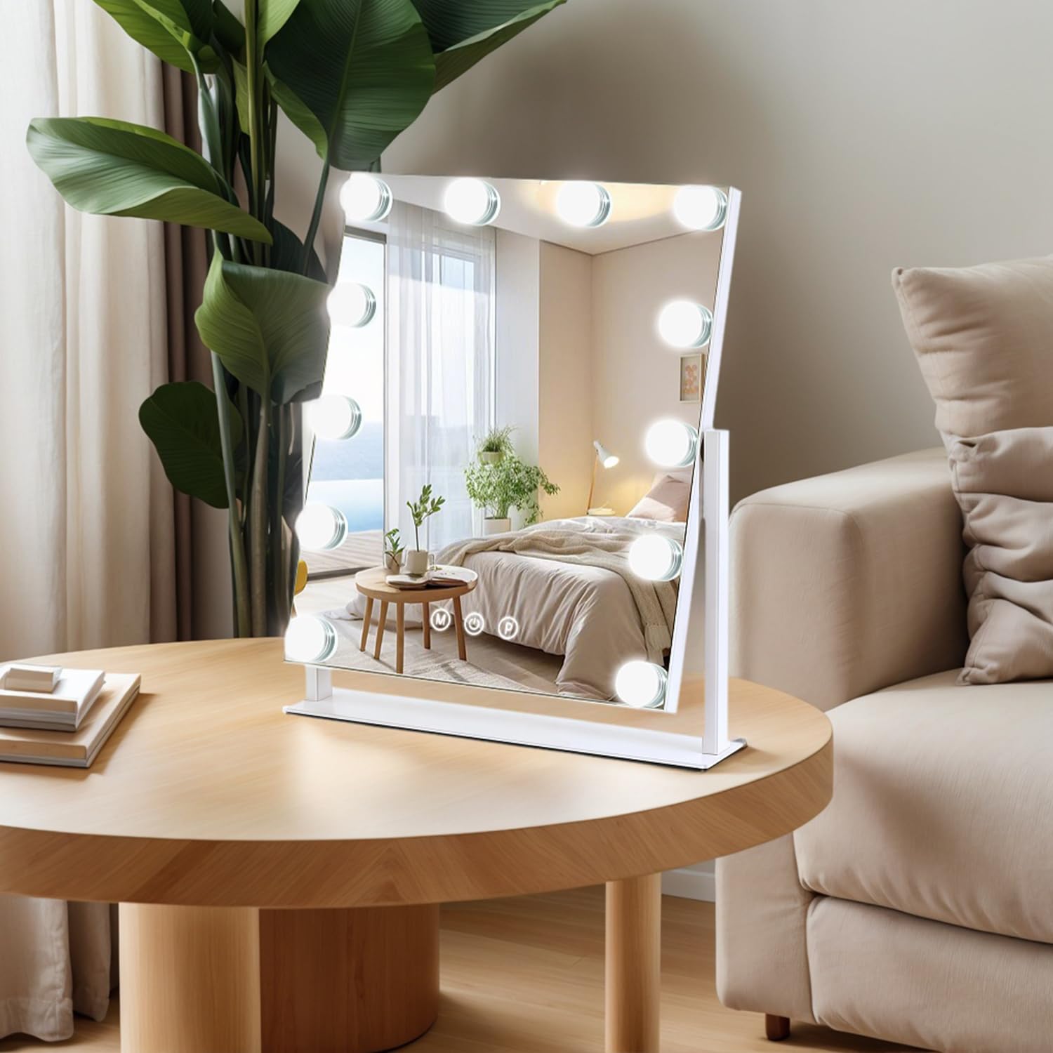 Scale, form factor, or another angle that helps readers understand the mirror’s compact footprint.